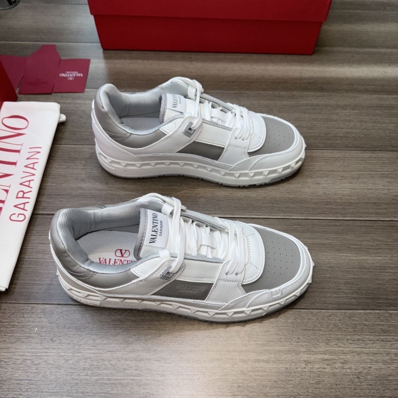 Valentino Sneakers